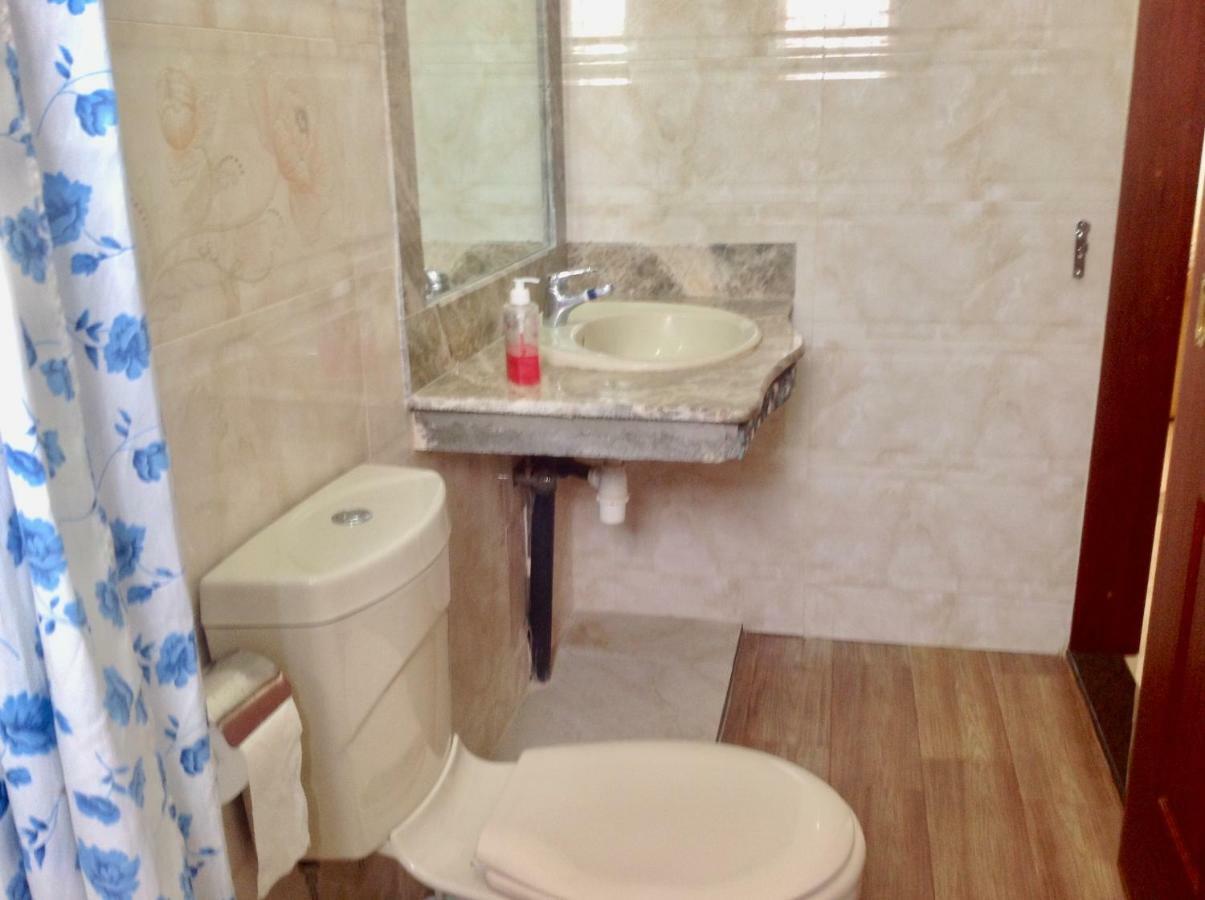 Cardamon Villa Is A 2 Bedroom With 1 Bathroom And Seperate Toilet Detached House With Ac And Swimming Pool , 5 Minutes Walk From Flic En Flac Public Beach Exterior foto