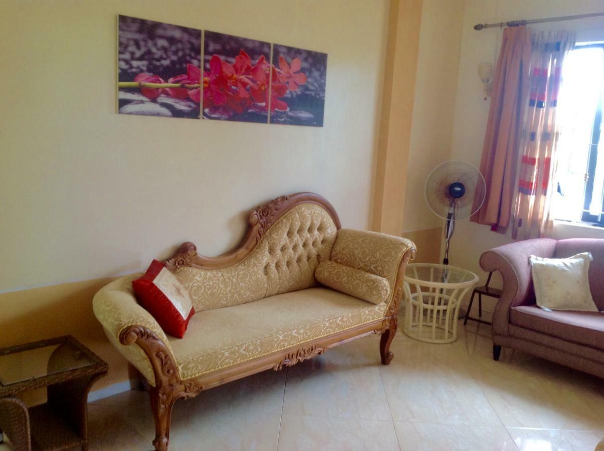 Cardamon Villa Is A 2 Bedroom With 1 Bathroom And Seperate Toilet Detached House With Ac And Swimming Pool , 5 Minutes Walk From Flic En Flac Public Beach Exterior foto